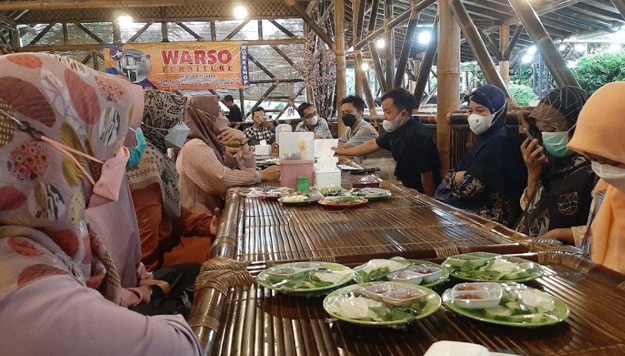 Lesehan Purwodadi: Rasa Ikan Segar yang Menggugah Selera di Jantung Kota Cilacap